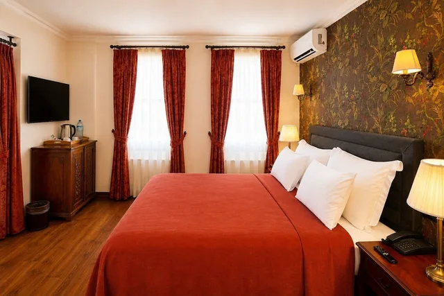 غرفة عائلية رباعية بسريرين كوين، Hotel Sari Konak 3/10