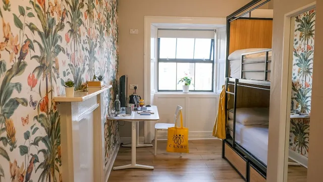 غرفة قياسية بسريرين منفصلين وسرير بطابقين، Gardiner House Hostel 9/10