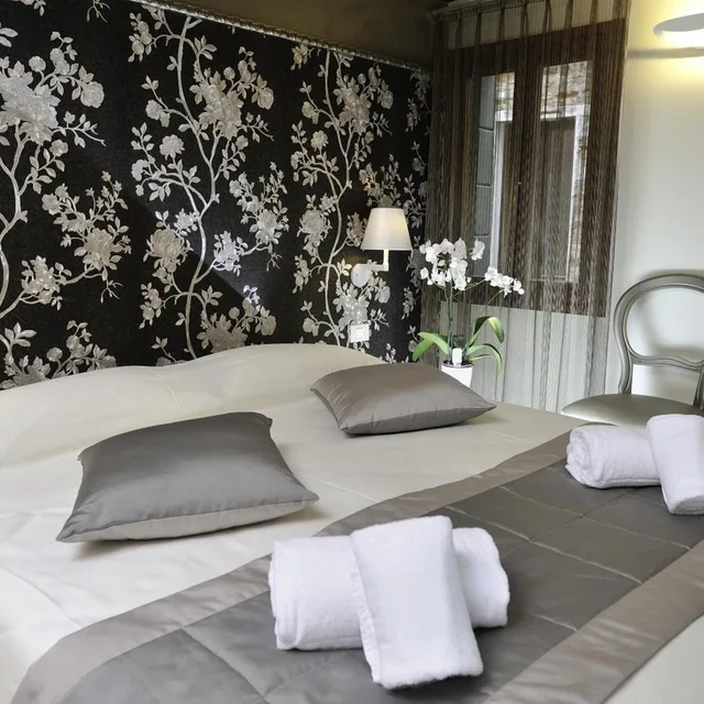 غرفة ثلاثية في الملحق، Rio Hotel 7/8