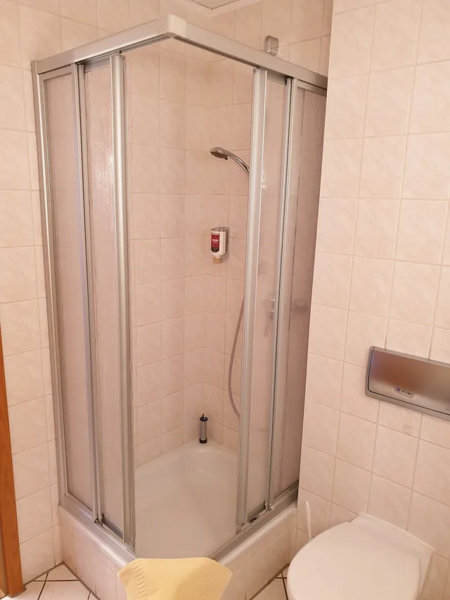 غرفة قياسية بسريرين منفصلين، Hotel Weisser Schwan 4/5