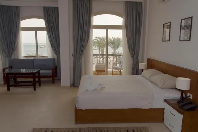 غرفة قياسية بسرير مزدوج بإطلالة على المدينة، Elaria Hotel 7/8