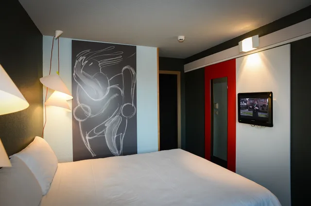 غرفة قياسية بسرير مزدوج، Ibis Hotel Saint Lo 9/10