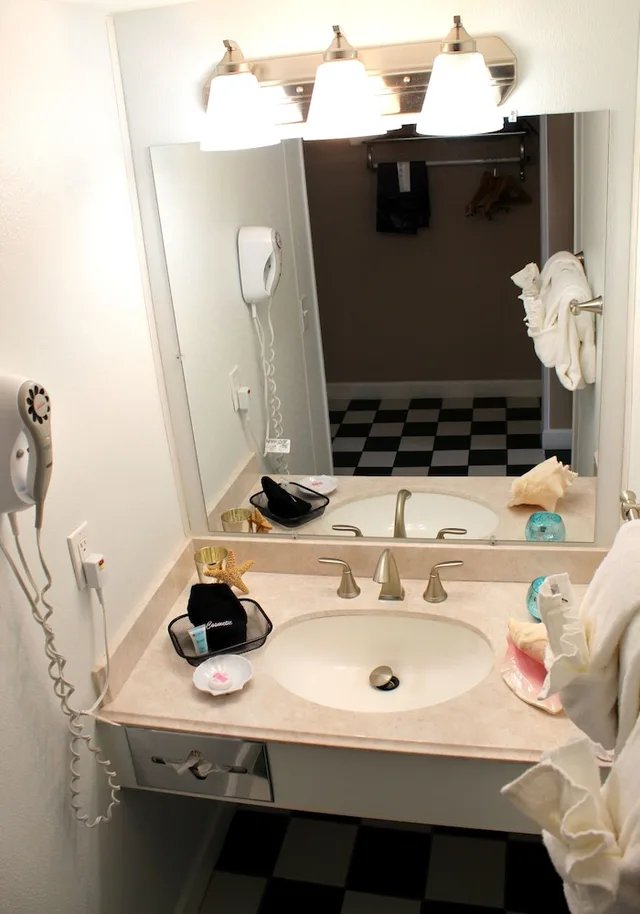Studio, 2 Double Beds, Beach Front, Balcony، Lani Kai Beachfront 7/8