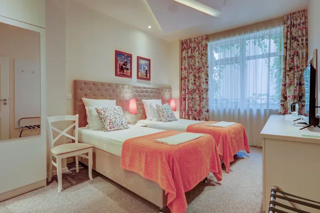 غرفة ديلوكس بإطلالة على الفناء بحمام خاص، City Boutique Inn 4/10