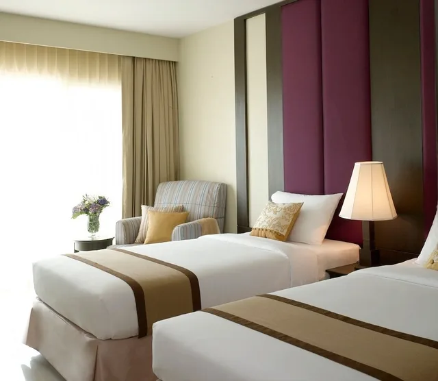 Deluxe Room, Intimate Hotel 7/10