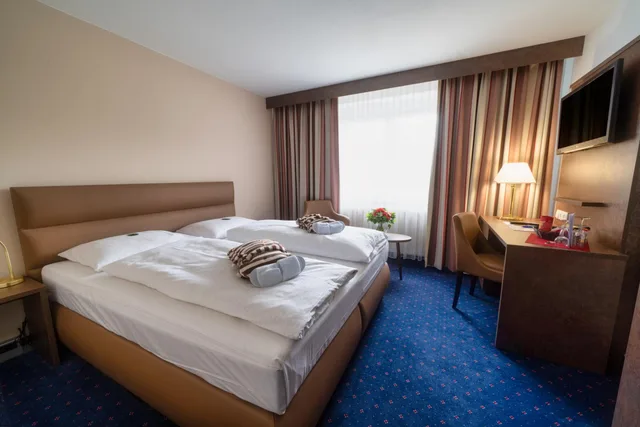 غرفة قياسية بسرير كينج، Hotel Fortuna 1/6