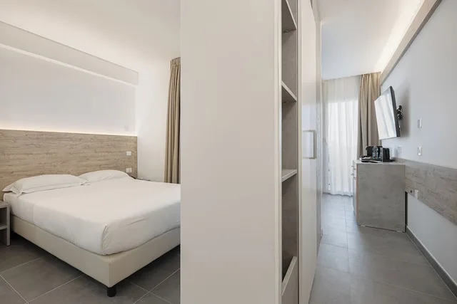 Studio, Queen Bed, Cavalluccio Marino 3/5
