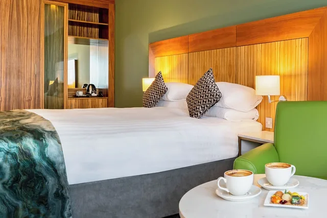 غرفة مفردة بسرير كوين، Glasshouse Hotel 4/6