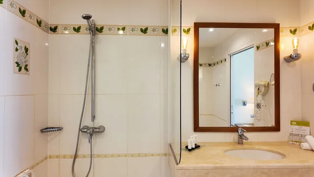 غرفة بسريرين منفصلين، Relais de Margaux 8/10