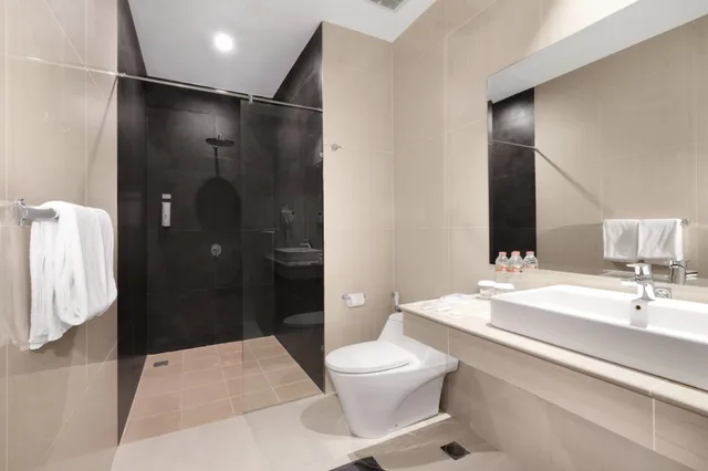 جناح جونيور بسريرين منفصلين، favehotel S. Parman Medan 2/2