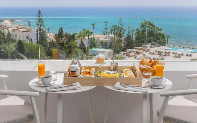 Premium sea view double with child NRF، Royal Azur Thalassa 3/3