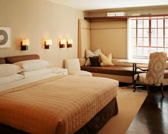 غرفة فاخرة بسرير كينج، City Club Hotel 2/4
