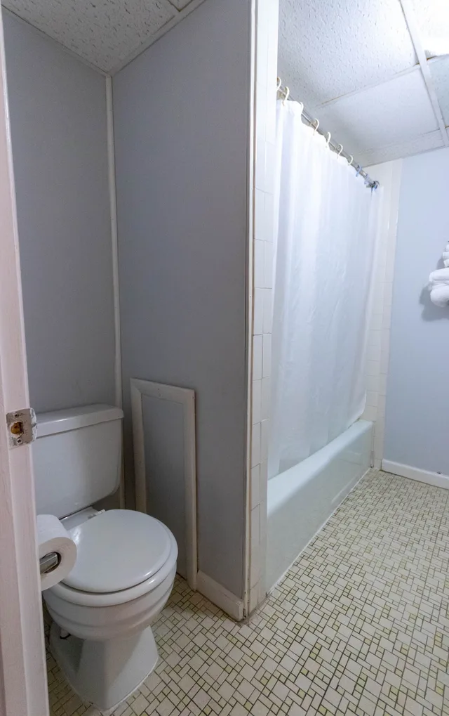 Standard, 2 King Beds, Pool Side، Rideau Motor Inn 5/5