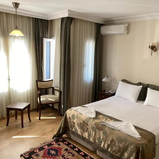 غرفة قياسية بسرير مزدوج، ALATURKA ELEGANCE 1/8
