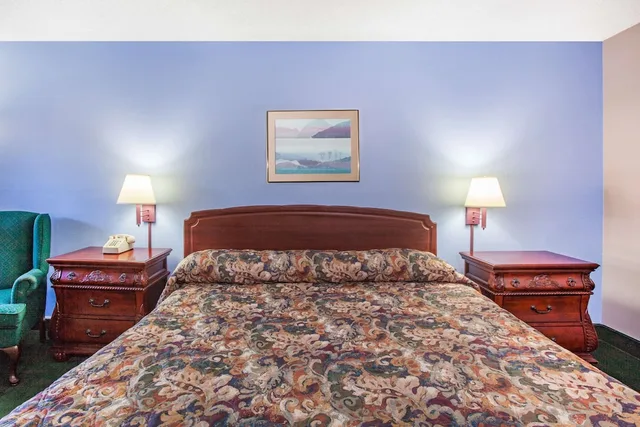 غرفة بسريرين مزدوجين لذوي الإعاقة، Super 8 by Wyndham Malvern 5/7