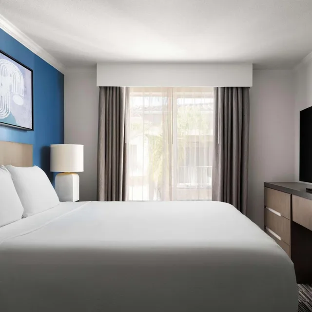 جناح بسرير كينج بغرفة نوم واحدة في طابق مرتفع، Hyatt House San Diego Sorrento Mesa 1/2