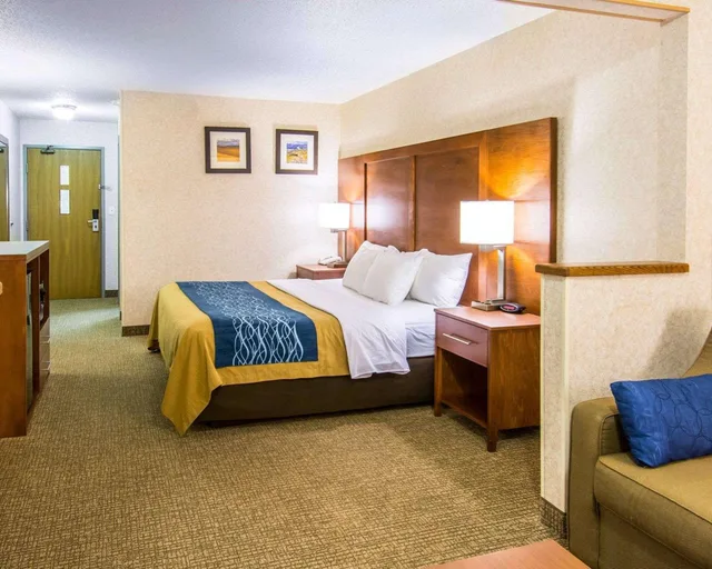 جناح بسرير كينج، Quality Inn Lewiston 2/3