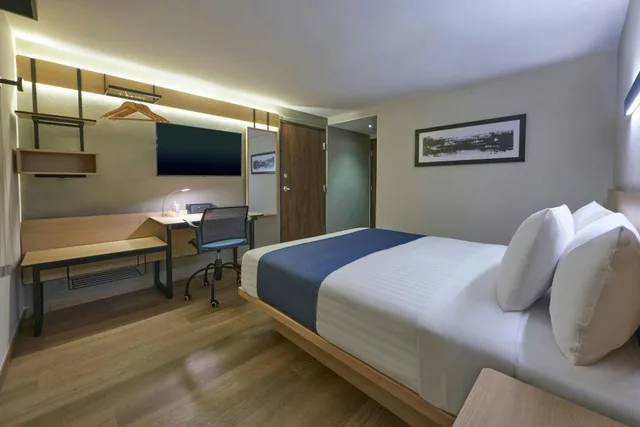 غرفة قياسية بسرير كوين، City Express By Marriott Cancun Aeropuerto 1/6