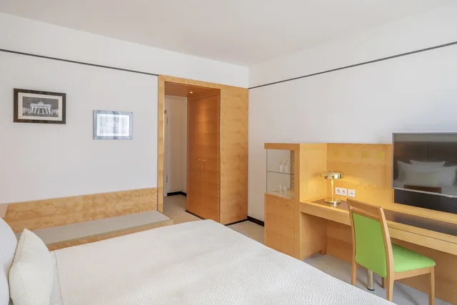 Melia, Twin Beds، Melia Berlin 1/7