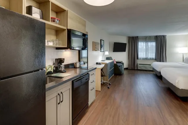 استوديو بسريرين كوين، Candlewood Suites Lexington 10/10