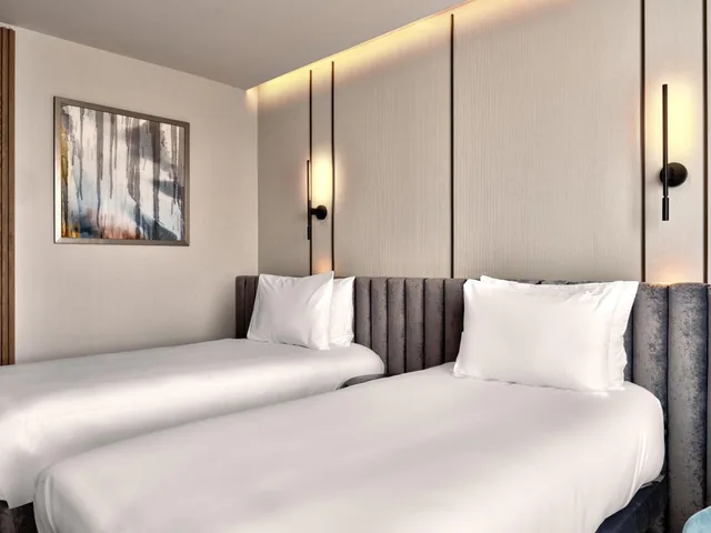 Standard, Single Bed, Bathtub, Crowne Plaza Sofia An Ihg Hotel 3/4