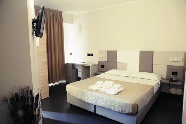 غرفة بسرير مزدوج، Hotel Sogni D Oro Airport Formerly Hotel Morgan 7/10