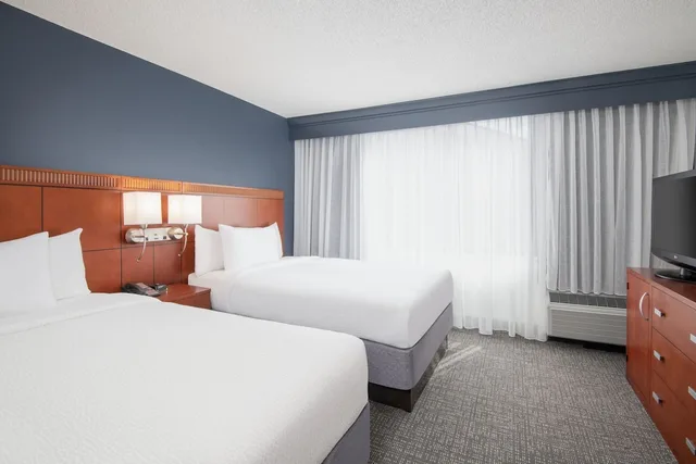 Suite, 2 Double Beds, Courtyard By Marriott Augusta 2/4