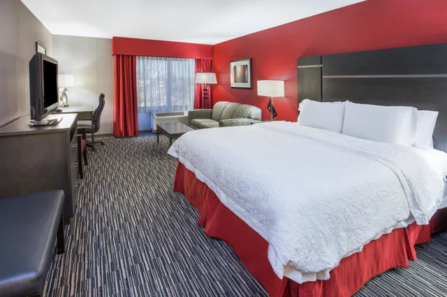 جناح استوديو بسرير كينج مع أريكة، Hampton Inn & Suites Temecula 3/9