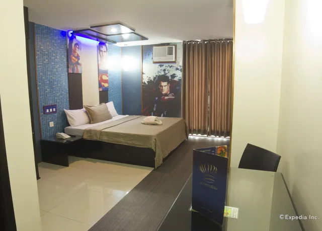 جناح بسرير كوين، Icon Hotel North Edsa 1/4