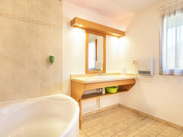 استوديو بفراش فوتون وسرير فردي مع أريكة، Residence Le Birdie 3/3