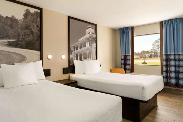 غرفة بسريرين مزدوجين، Super 8 By Wyndham Ocean Springs Biloxi 1/2