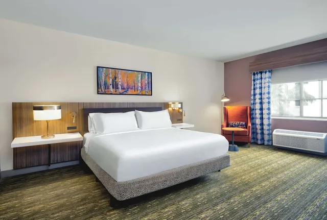 جناح بسرير كينج لذوي الإعاقة، Hilton Garden Inn At Pga Village Port St Lucie 1/4