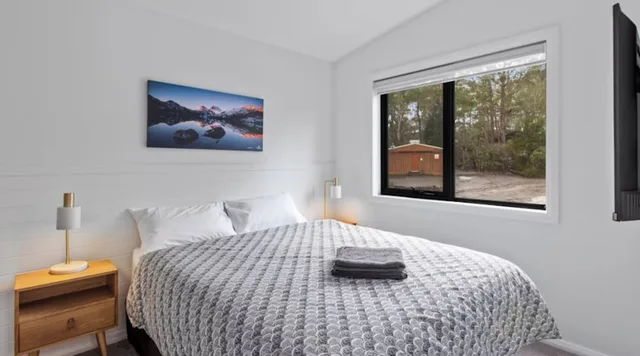 كابينة ديلوكس بسريرين كوين بغرفتي نوم، Discovery Resorts - Cradle Mountain 1/3