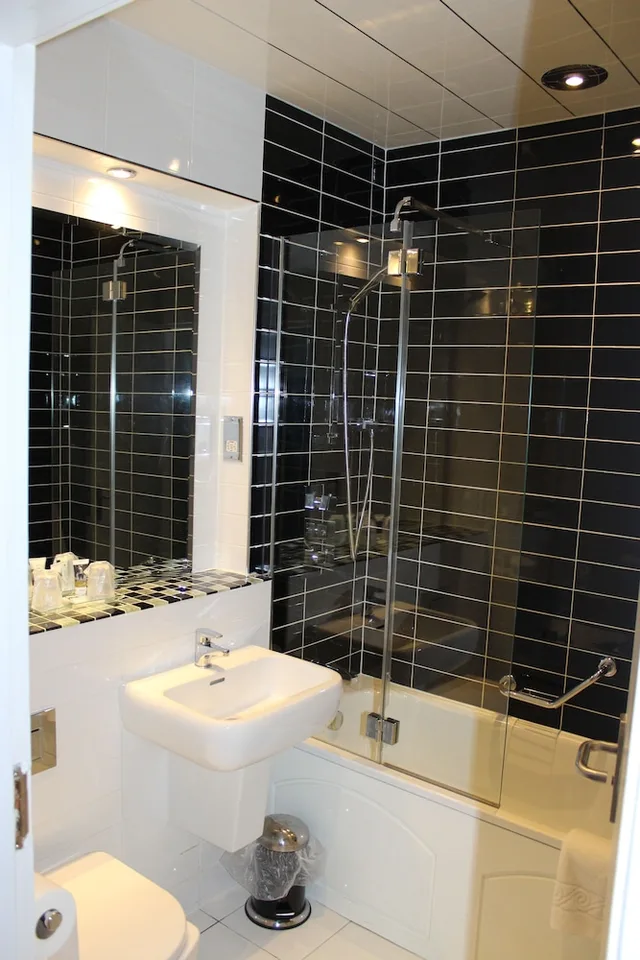 غرفة قياسية بسريرين منفصلين، Mercure Newcastle George Washington Hotel Golf and Spa 8/8