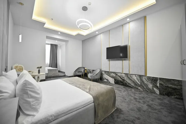 غرفة سوبيريور ديلوكس عائلية بسريرين منفصلين وسرير كينج وسريرين منفصلين، IMPERIAL PALACE HOTEL 3/6