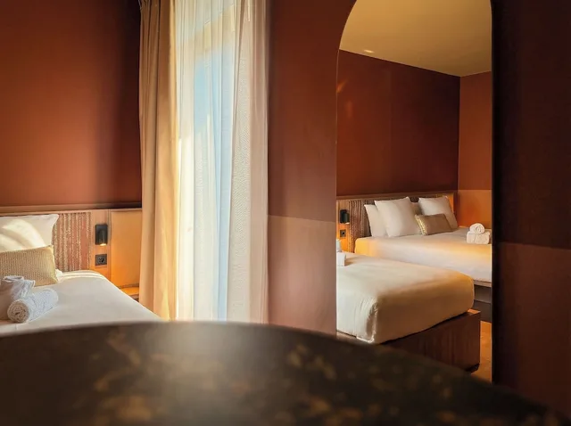 Room, Triple, 1 Double and 1 Single Bed, De Pijp Boutique Hotel 9/10