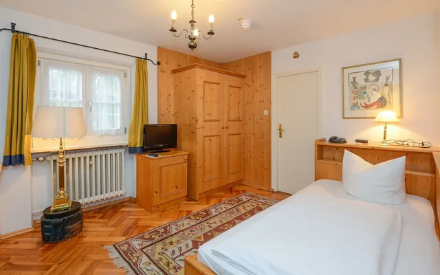 غرفة مفردة بسرير فردي، Stolls Hotel Alpina 1/8