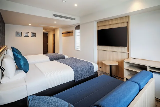 Renovated, Standard, Quadruple, Twin Beds, 2 Sofa، Hotel Mystays Nagoya Sakae 4/5