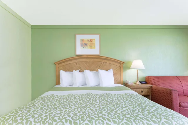 غرفة بسرير كوين لذوي الإعاقة، Days Inn By Wyndham Washington 1/2