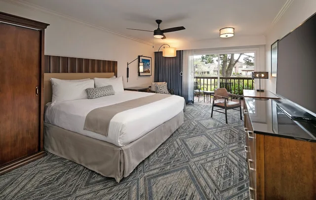 غرفة تقليدية بسرير كينج لذوي الإعاقة، Half Moon Bay Lodge 1/3