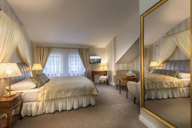 غرفة ديلوكس بسرير مزدوج، Hotel Hoffmeister and Spa 4/10