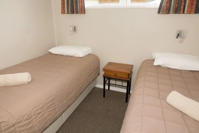 Family, Apartment, 1 Double and 4 Single Beds، GREYMOUTH MOTEL 1/2