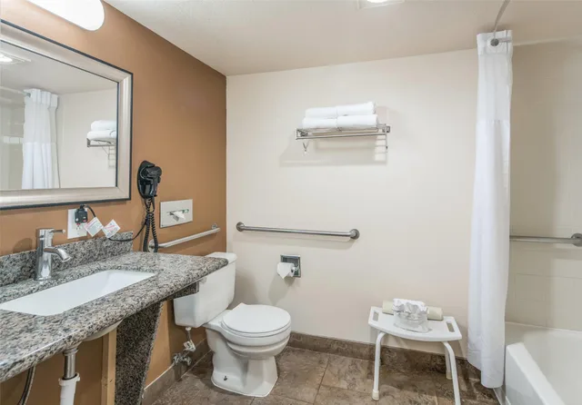 غرفة بسريرين كوين لذوي الإعاقة، Quality Inn and Suites Downtown Walla Walla, WA 4/4