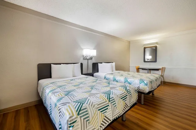 غرفة ديلوكس بسريرين مزدوجين، Motel6 Beaumont, TX 6/10