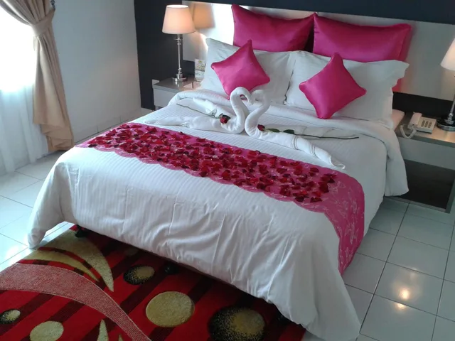 غرفة ديلوكس بسرير كوين، Klana Beach Resort Port Dickson 1/10