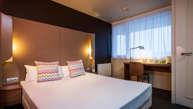 غرفة بسرير مزدوج، Campanile Eindhoven 3/7
