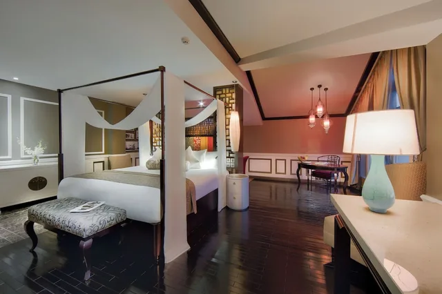 غرفة ملكية ديلوكس تنفيذية بسريرين منفصلين مع دخول الصالة، HOTEL ROYAL HOI AN, The Legacy by the River 9/10