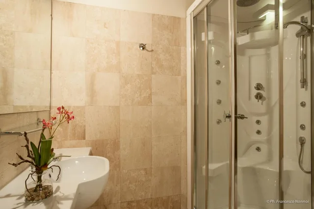 غرفة بسرير مزدوج أو سريرين منفصلين، Hotel Flora 9/9