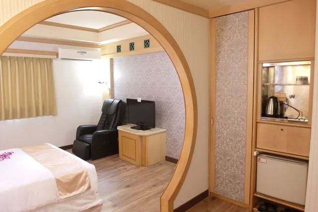 غرفة قياسية رباعية بسريرين مزدوجين، I Live Hotel 5/9