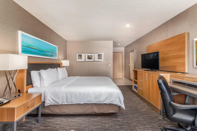 غرفة بسرير كينج بإطلالة على النهر، Holiday Inn Express Annapolis East-Kent Island 2/5